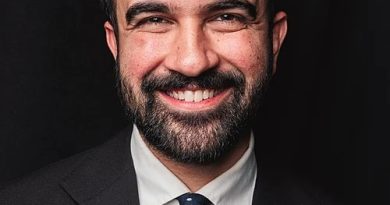 纽约“90后”市长佐赫兰·马姆达尼宣誓就职 创多项历史纪录